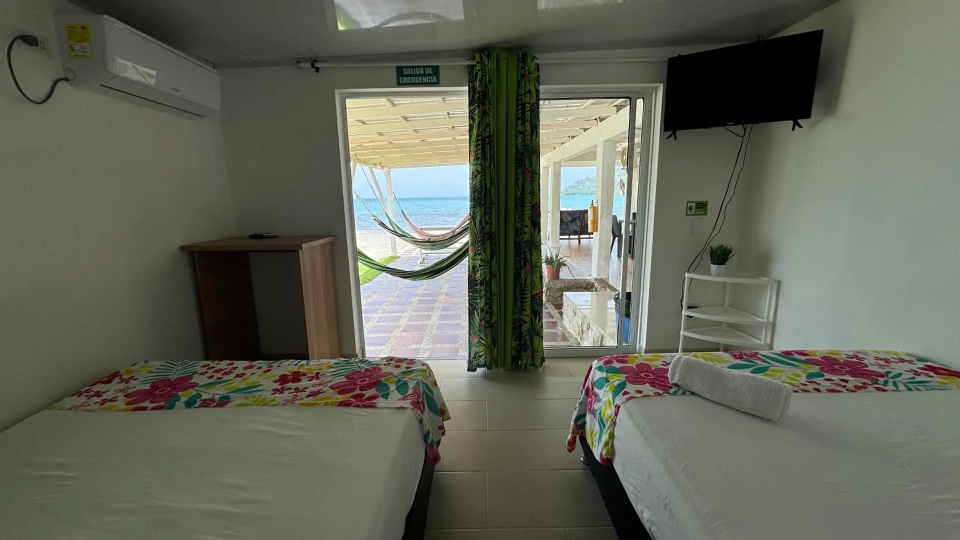 Kro Posada Old Town Bay Providencia